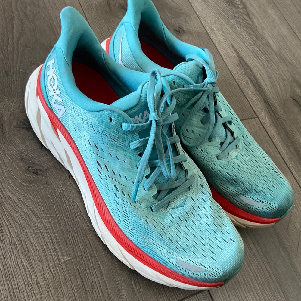 HOKA ONE ONE CLIFTON 8 shoes